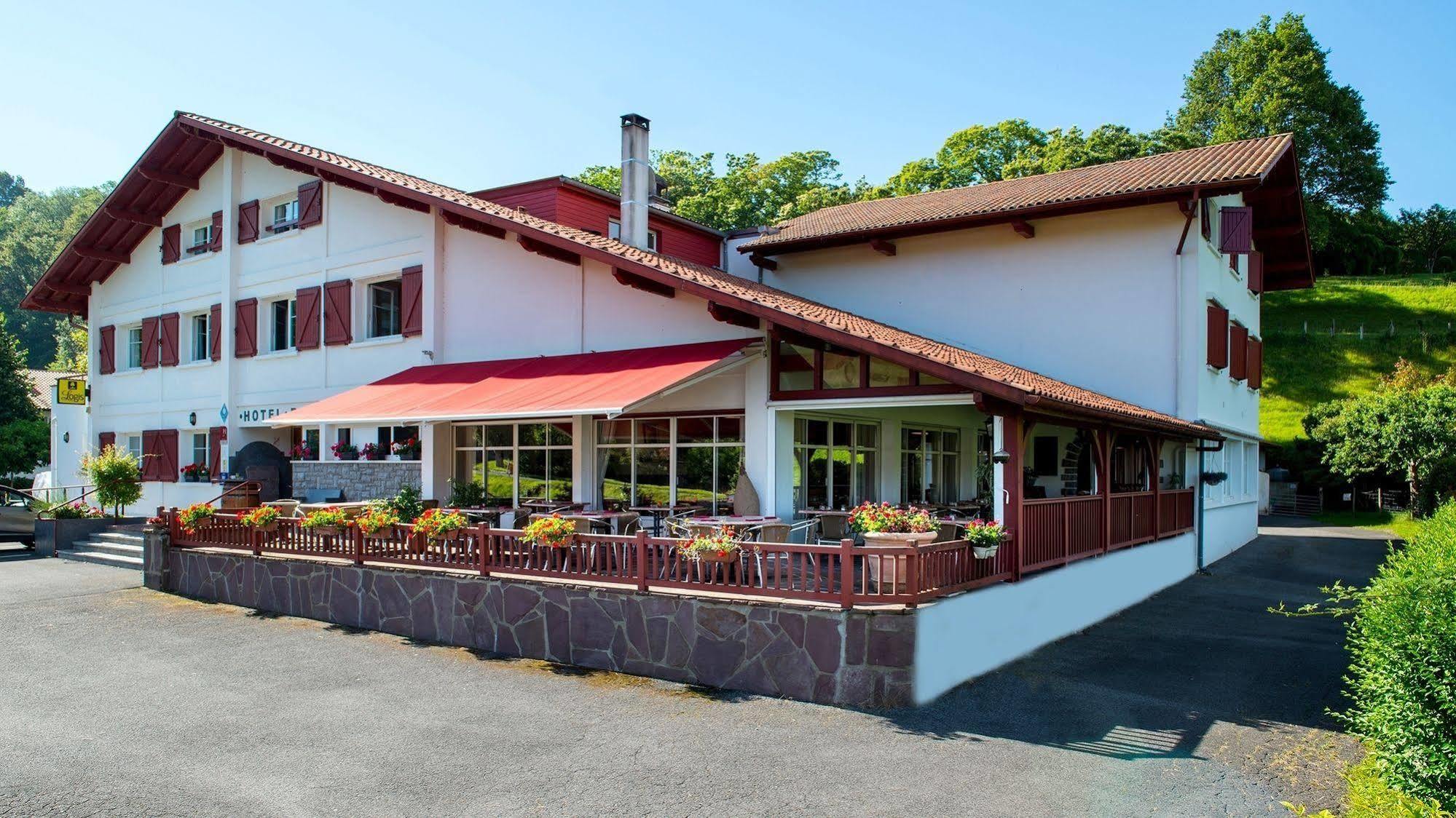 Logis Hotel Ur-Hegian Aïnhoa Exteriör bild